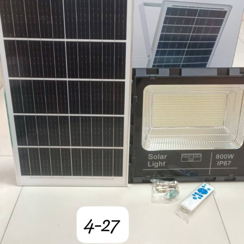 Reflector led con Panel Solar star 800W