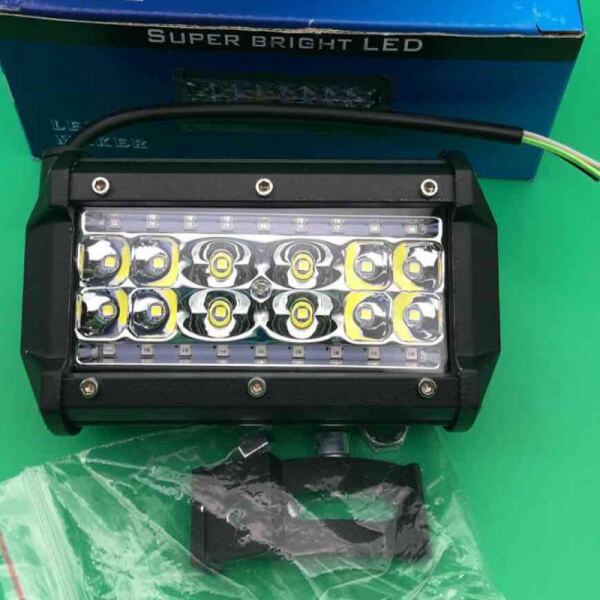 Barra Led 12 Focos Luz Blanca Filo Azul con Rojo