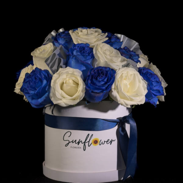 Box de Rosas Azules Premium| Regalo Exclusivo| ENVIOS A GUAYAQUIL - SAMBORONDON