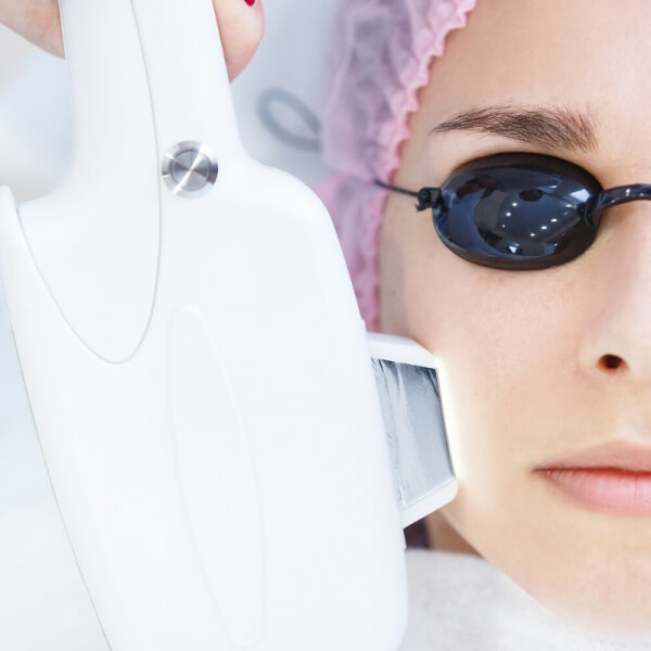 TRATAMIENTO REJUVENECEDOR FACIAL