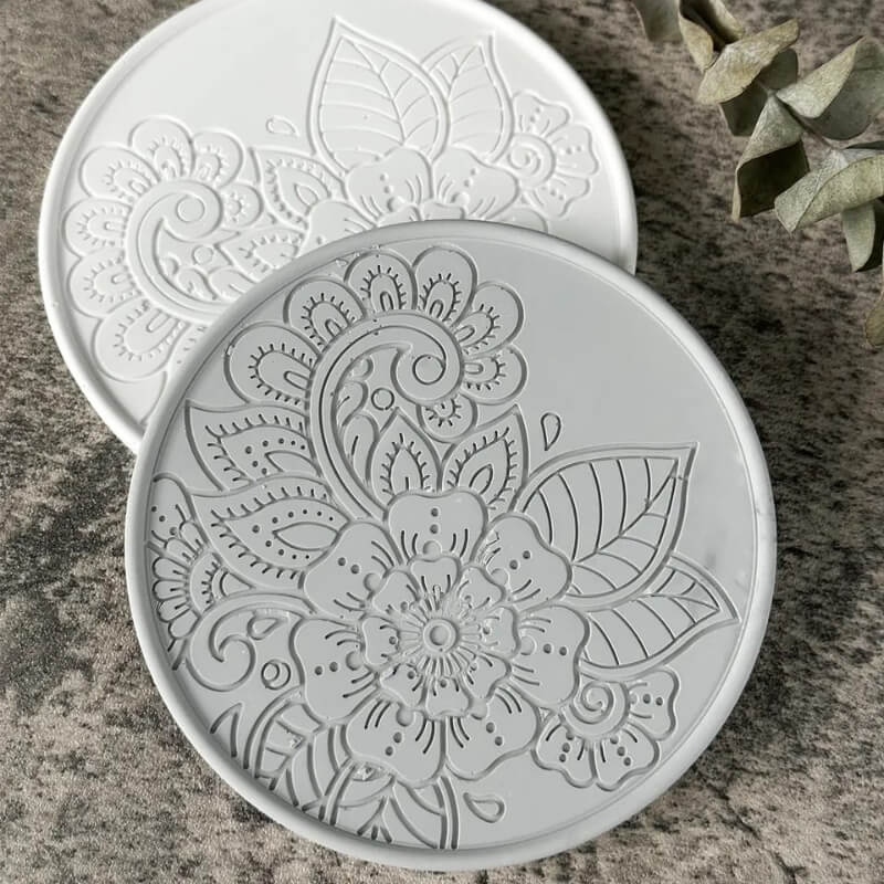 Molde de silicona PORTAVASOS DISEÑO FLORAL, para uso en resina, yeso , cemento.