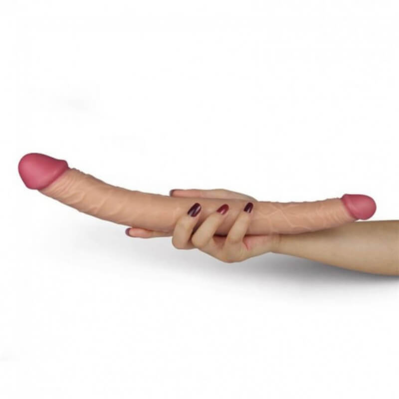 Consolador Lovetoy de doble punta realista sin Látex con cabeza de dos tamaños diferentes 35cm