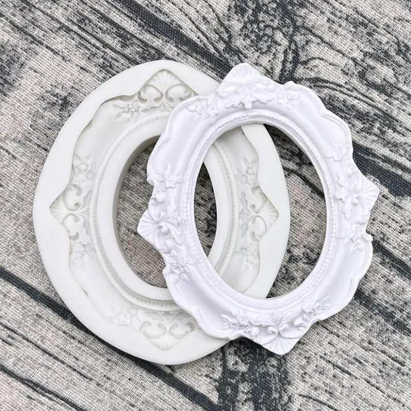 Molde MARCO OVAL elaborado en silicona para uso en yeso, chocolate, fondant, resina, porcelana fría.
