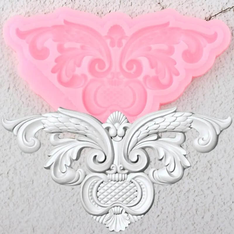 Molde MOLDURAS ARABESCOS ESQUINERO elaborado en silicona para uso en chocolate, fondant, resina, porcelana fría.