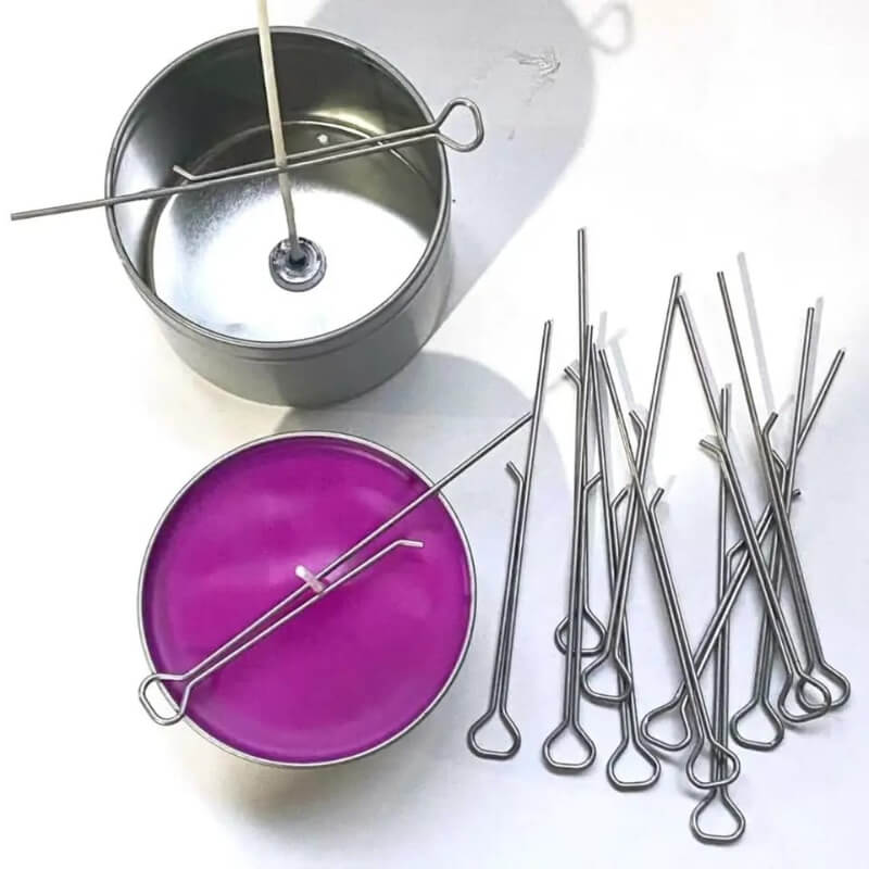 Porta sujetadores de mechas de metal de 11 cms.