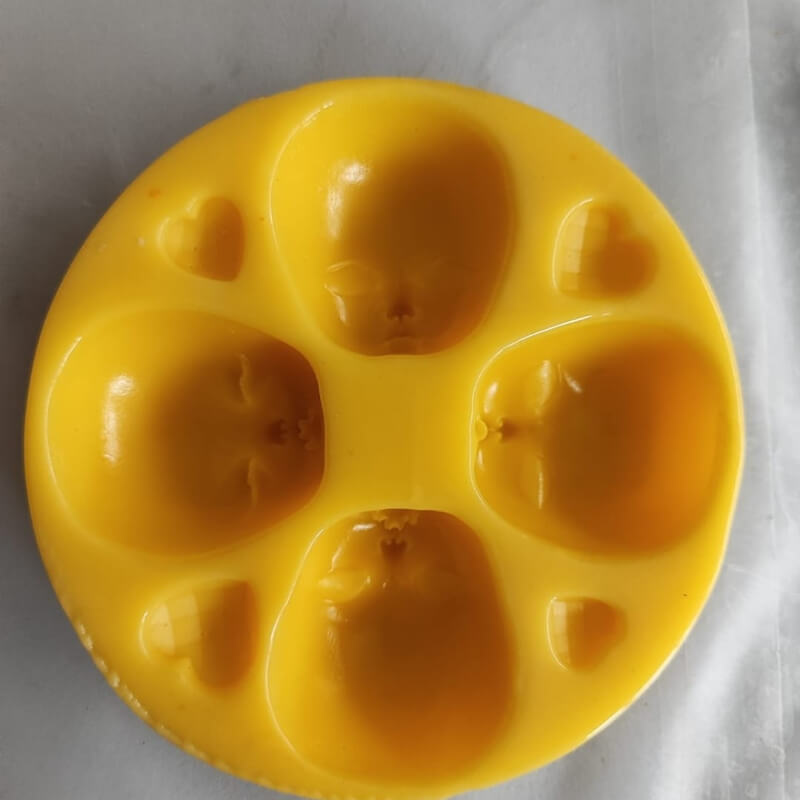 Molde de silicona ROSTROS MUJERES HADAS X 4 para uso en porcelana fría.