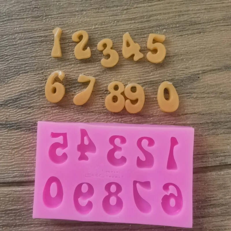 Molde de silicona de NUMEROS para uso en porcelana fría, fondant, polymer.