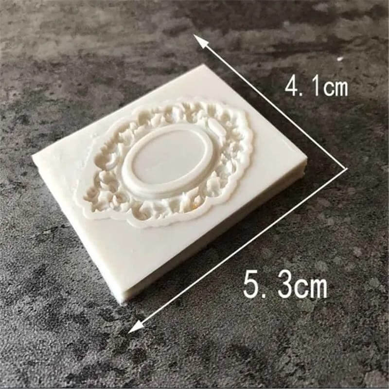 Molde de silicona de MARCO MINI para uso en porcelana fría, fondant, polymer, velas jabones, chocolate, resina.