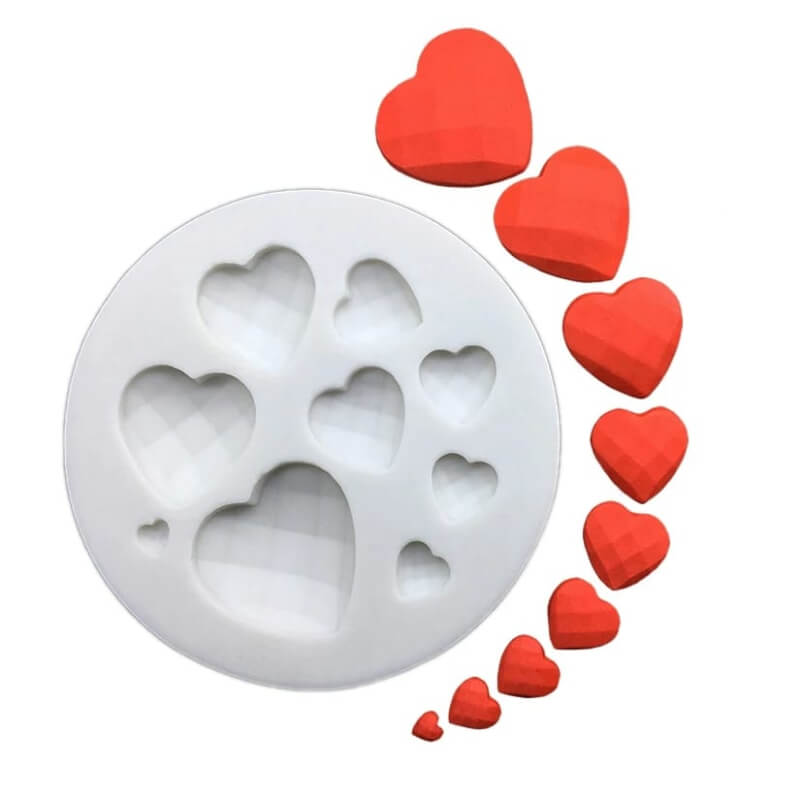 Molde de silicona con diseño CORAZONES BICELADOS X9 para uso en Velas, Jabones, resina, chocolate, porcelana fría.