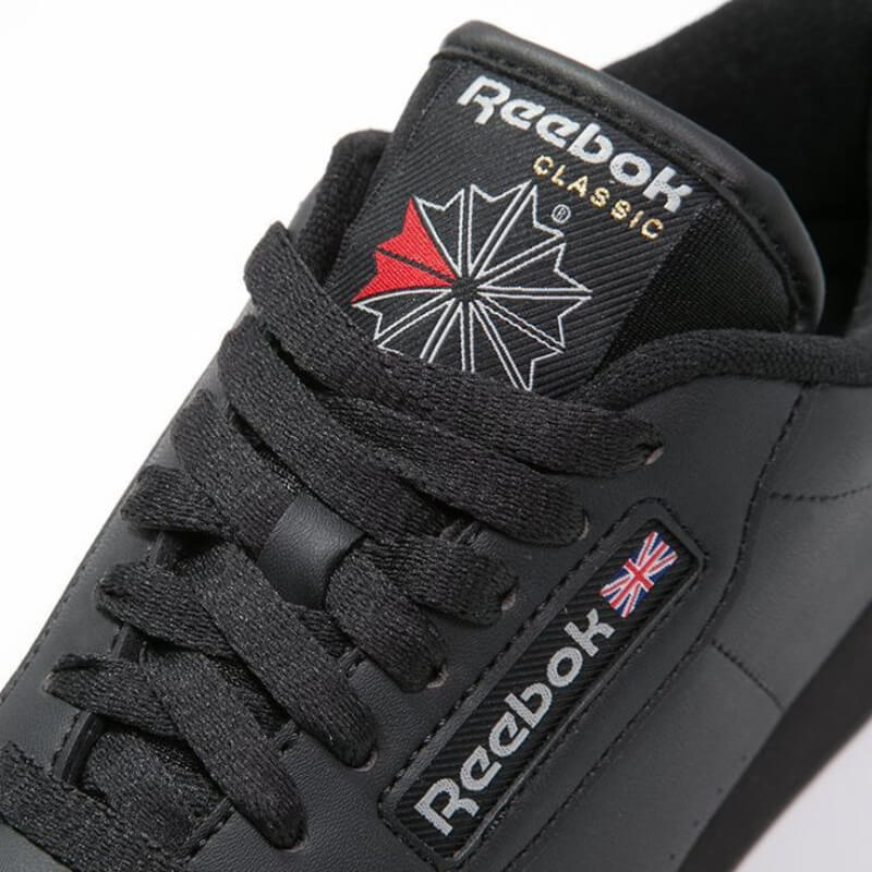 Reebok clásico negro