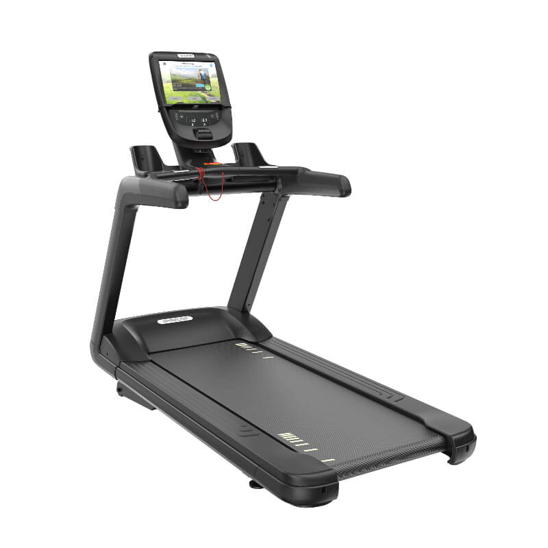 Caminadora Precor TRM 681 y consola P82: opción superior para gimnasios, hoteles y centros fitness. | Fitness Solutions Ecuador