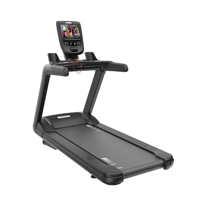 Caminadora Precor TRM 761 y consola P62 | Fitness Solutions Ecuador