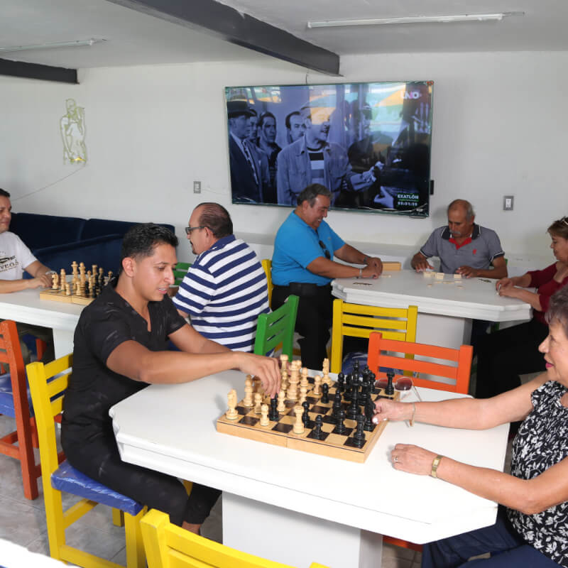 Guardería para Adultos Mayores en Zapopan medio día – Cuidado Diurno con Atención Especializada