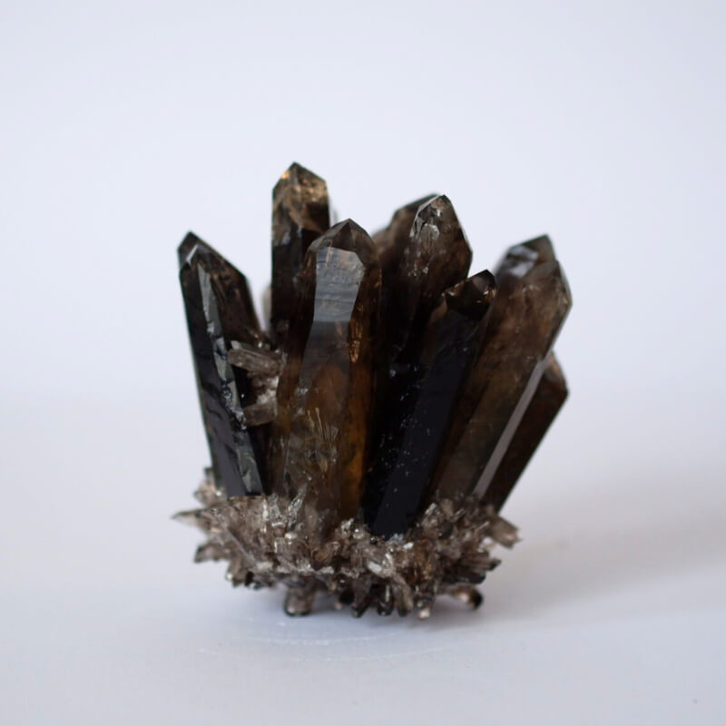 Cuarzo Árbol Humo, Mineral de Protección y Paz.