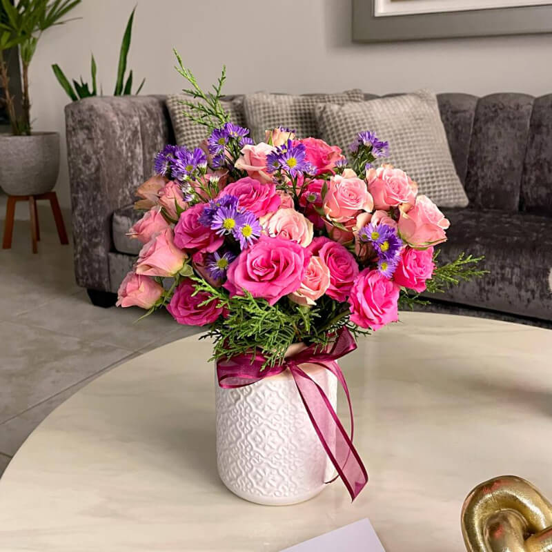 Peach Honey Base: Arreglo Floral Delicado en Tonos| ENVIOS A GUAYAQUIL - SAMBORONDON - DAULE