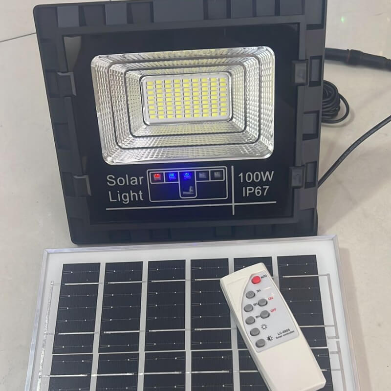 Reflector led con Panel Solar star 100W