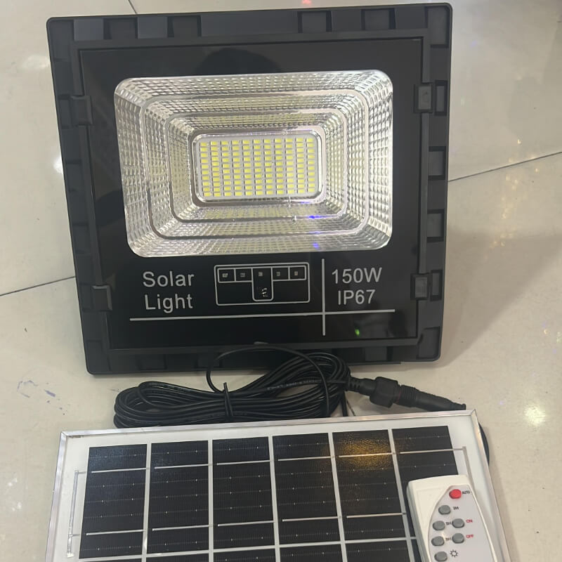 Reflector led con Panel Solar star 150W
