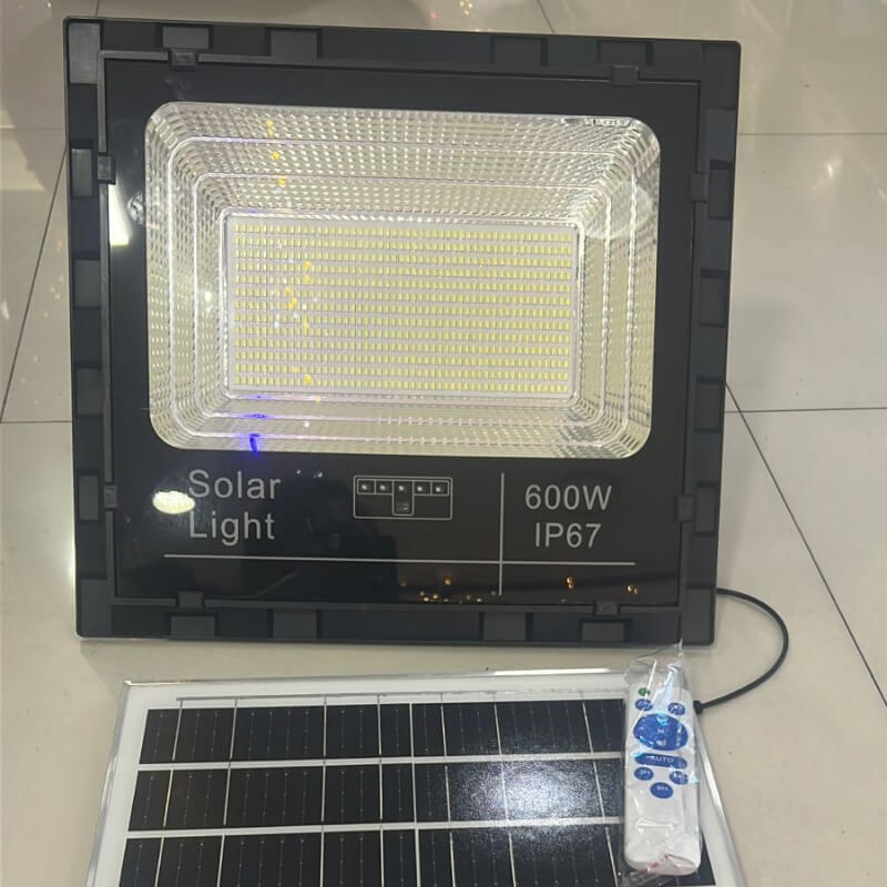 Reflector led con Panel Solar star 600w