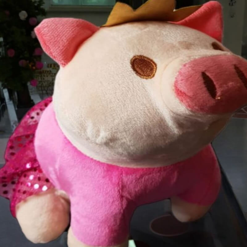 Cerdito Rey Brillante: Peluche Majestuoso en Ibarra