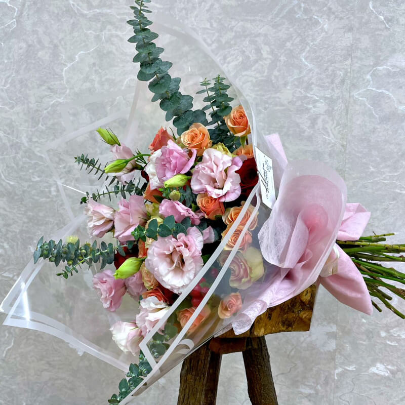 Julieta Bouquet: 24 Rosas, Lisianthus & Mini Rosas | Envío a Domicilio GUAYAQUIL - SAMBORONDON - DAULE