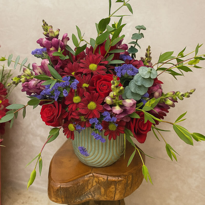Florero Always: 24 Rosas Rojas, Margaritas y Snap Dragon| ENVIOS A GUAYAQUIL - SAMBORONDON - DAULE