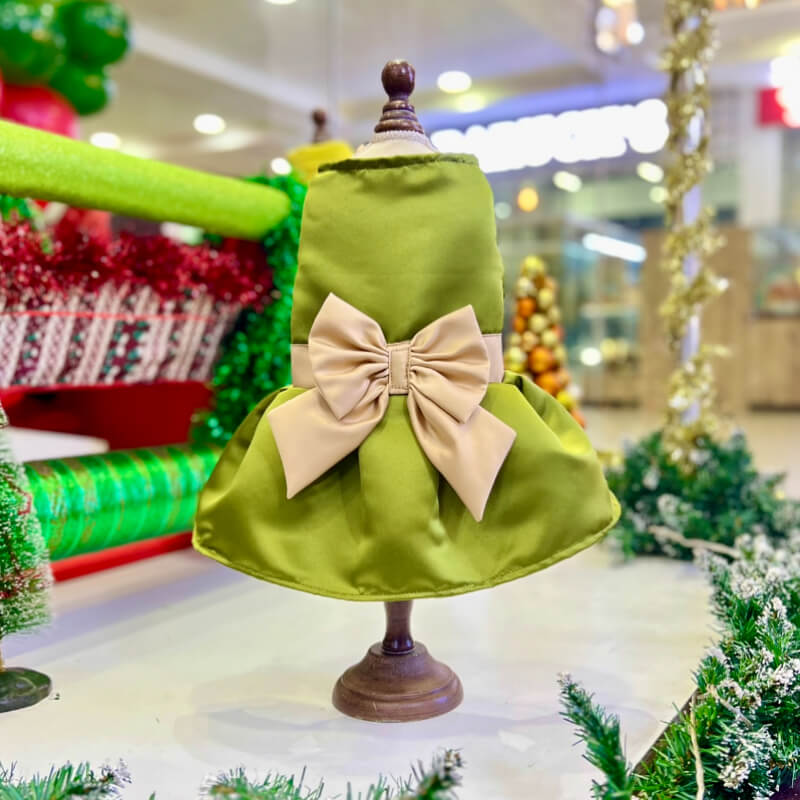VESTIDO PODESUA VERDE OLIVA Y MAXI LAZO DORADO PARA PERRITAS Y GATITAS TALLA XS/S