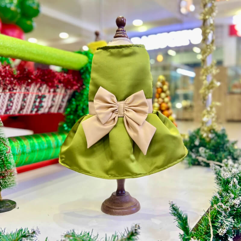VESTIDO PODESUA VERDE OLIVA Y MAXI LAZO DORADO PARA PERRITAS Y GATITAS TALLA M/L