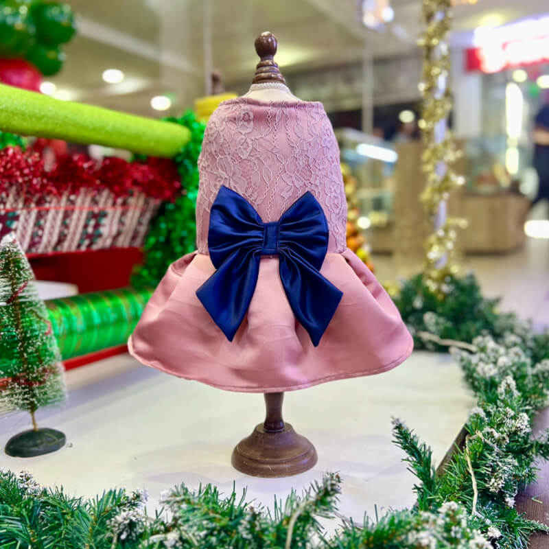 VESTIDO PODESUA ROSE GOLD DE RANDA Y UN MAXI LAZO AZUL MARINO PARA PERRITAS Y GATITAS TALLA XS/S