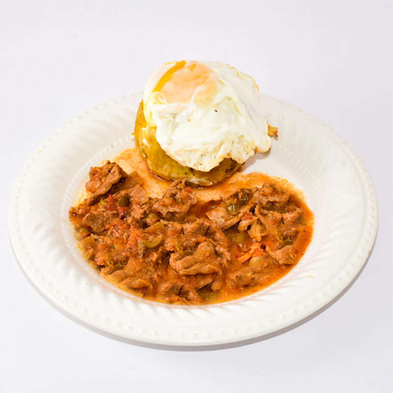 Bolón Mixto de Chicharrón & Queso con Bistec