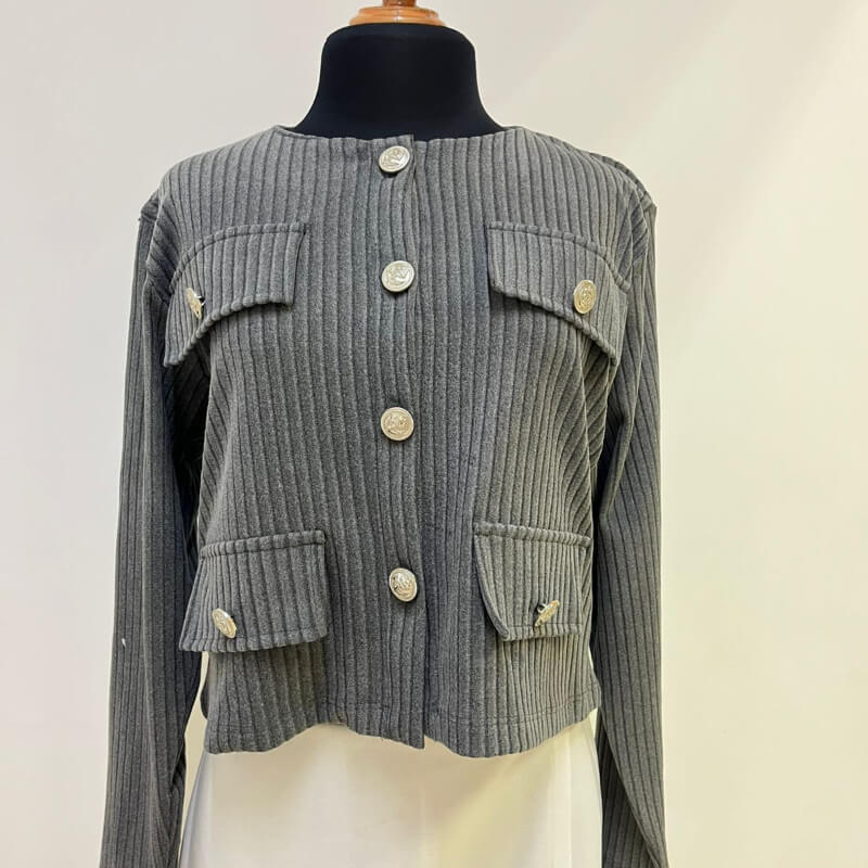 Suéter con botones gris Talla unitalla