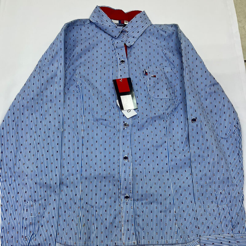 Playera de color azul