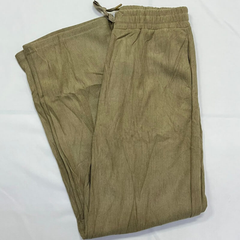 Pantalón de punto color café