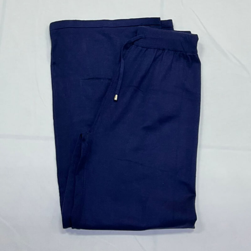 Pantalón de punto de color azul
