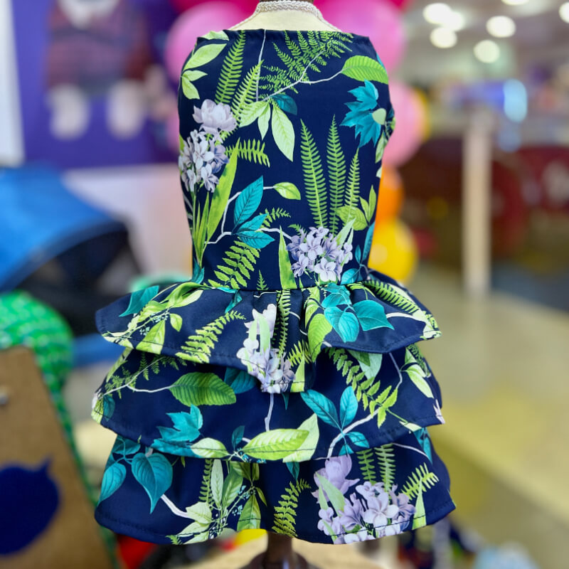 VESTIDO PLAYERO AZUL MARINO CON HOJAS VERDES DE TRES VUELOS PARA GATITAS Y PERRITAS TALLA XXXS/XXS