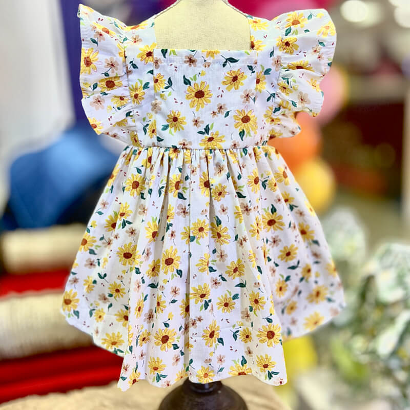 VESTIDO BLANCO DE GIRAZOL PARA GATITAS Y PERRITAS TALLA XXXS/XXS
