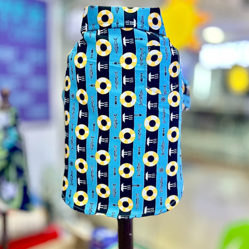 CAMISA TURQUESA CON LINEAS NEGRAS DE BOYAS AMARILLAS PARA GATITOS Y PERRITOS TALLA XXXS/XXS
