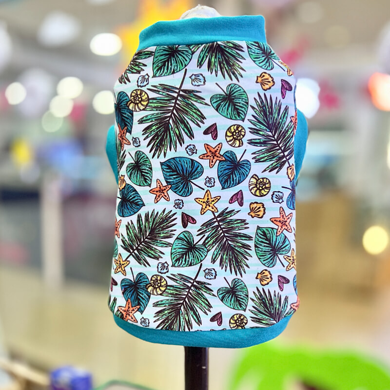 CAMISETA PLAYERA CON FILOS TURQUESA DE ESTRELLITA DE MAR Y HOJAS PARA GATITOS Y PERRITOS TALLA XS/S