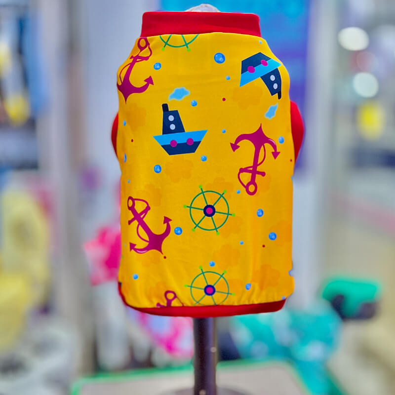 CAMISETA PLAYERA AMARILLO MOSTAZA CON FILOS ROJOS PARA GATITOS Y PERRITO TALLA M/L