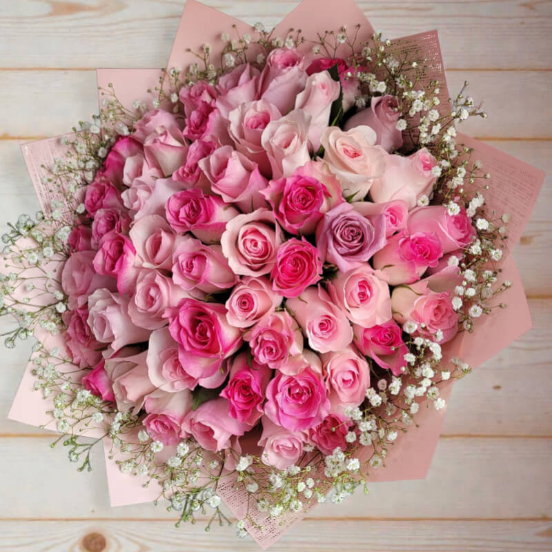 Ramo Destello de Amor: Rosas Fucsia y Girasoles en Ibarra