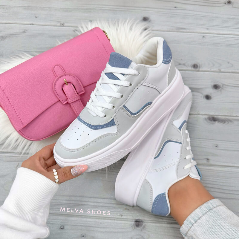 Sneacker Blanco y Gris con Líneas Azules