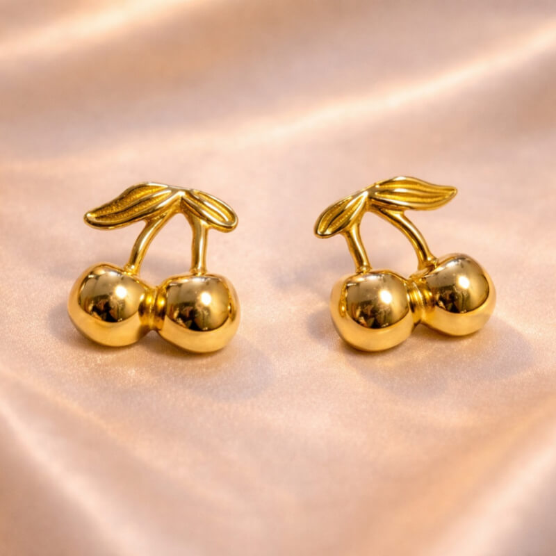 ARETES DORADOS DE CEREZA