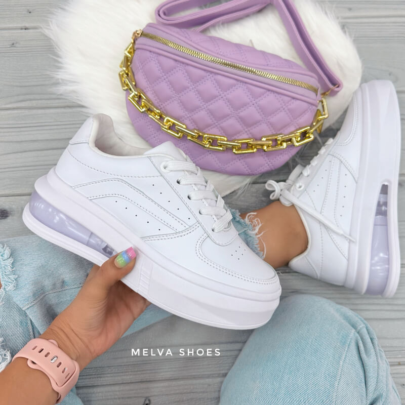 Sneakers Blancos con Cápsula Transparente