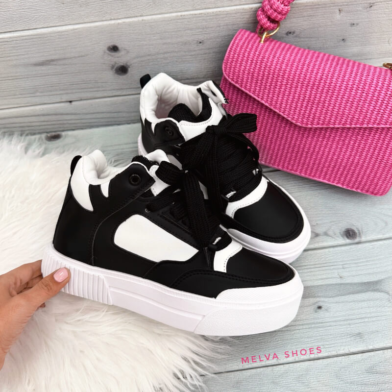 Botin Negro y Blanco