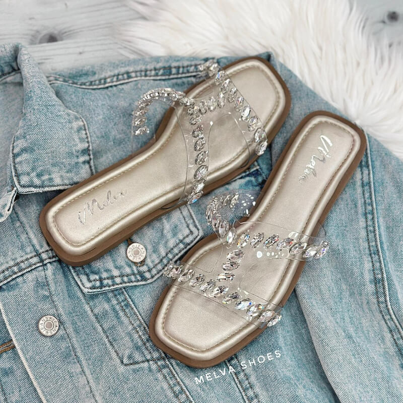 Sandalias Bajas Dorado Champán con Tiras Transparentes