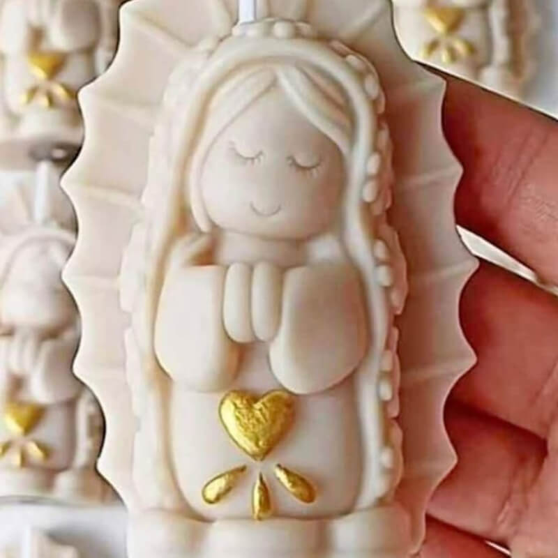 Moldes de silicona con 2 diseño de Virgen de Guadalupe estilo Infantil para uso en Velas, Jabones, chocolate. (valor unitario en la descripción)