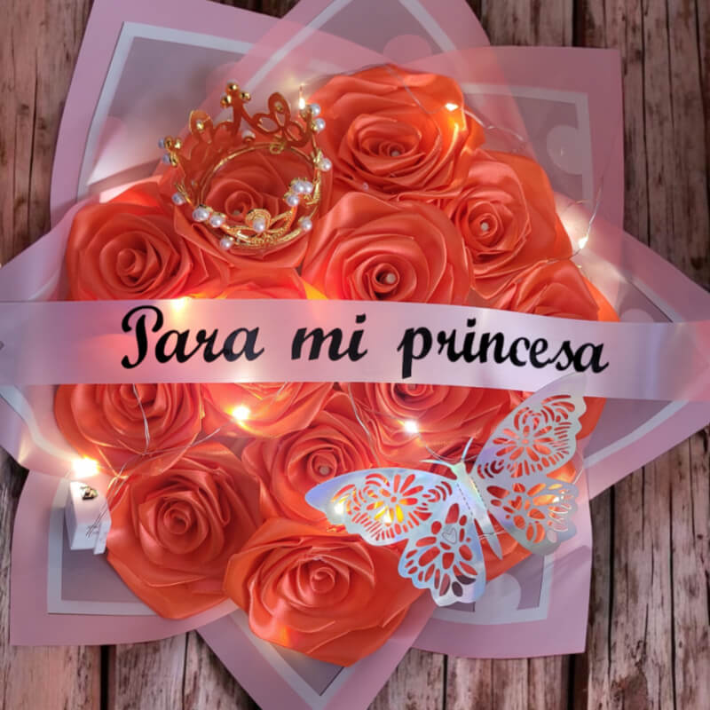 PARA MI PRINCESA: Ramo Eterno de Rosas Iluminadas