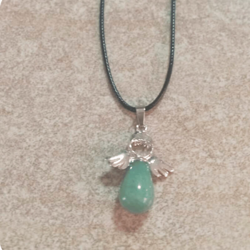 Amuleto de la suerte de ángel con venturina verde