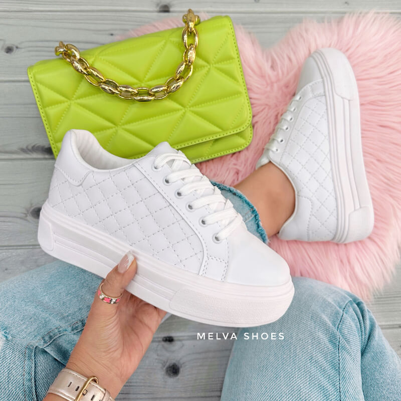 Sneakers Blancos de Cuadros