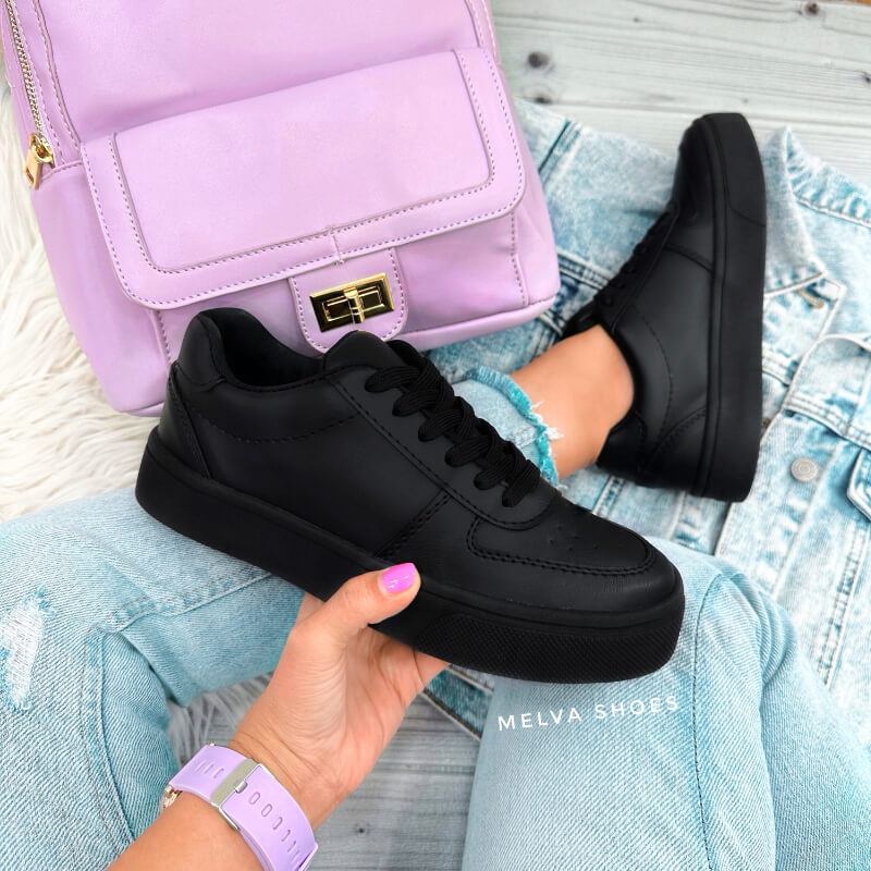 Sneakers Negros Todo Negro