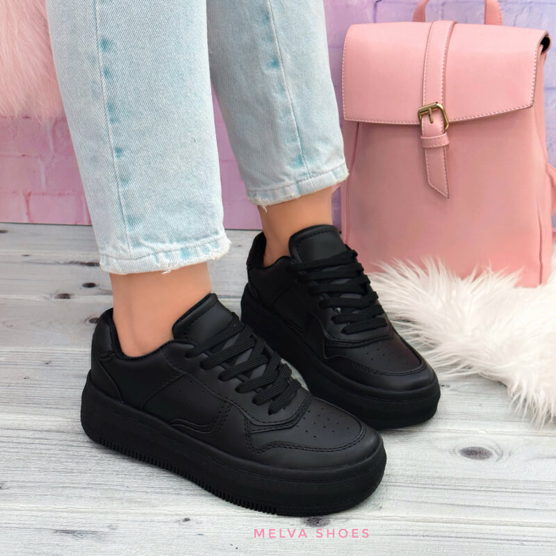 Sneakers Negros